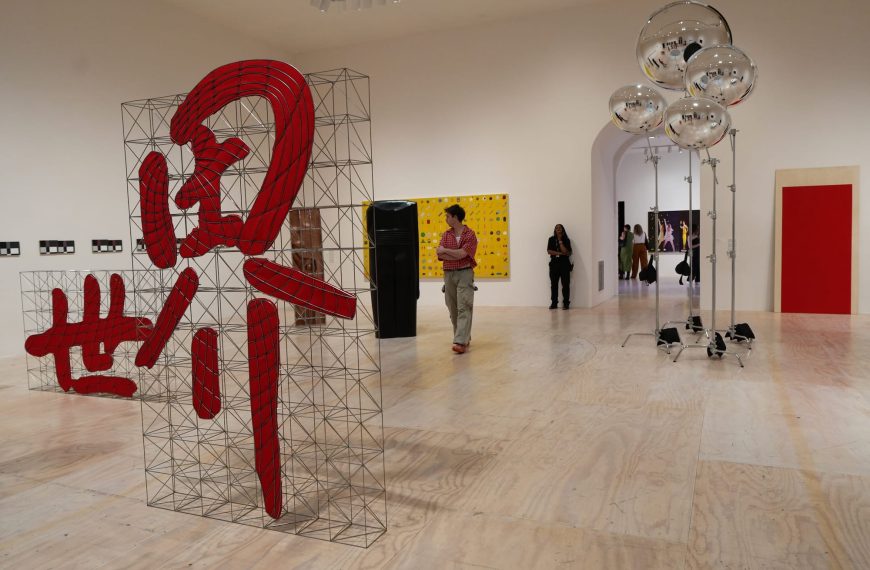 MoMA PS1’s “Greater New York” Is Gritty, Stunning, and Gutting